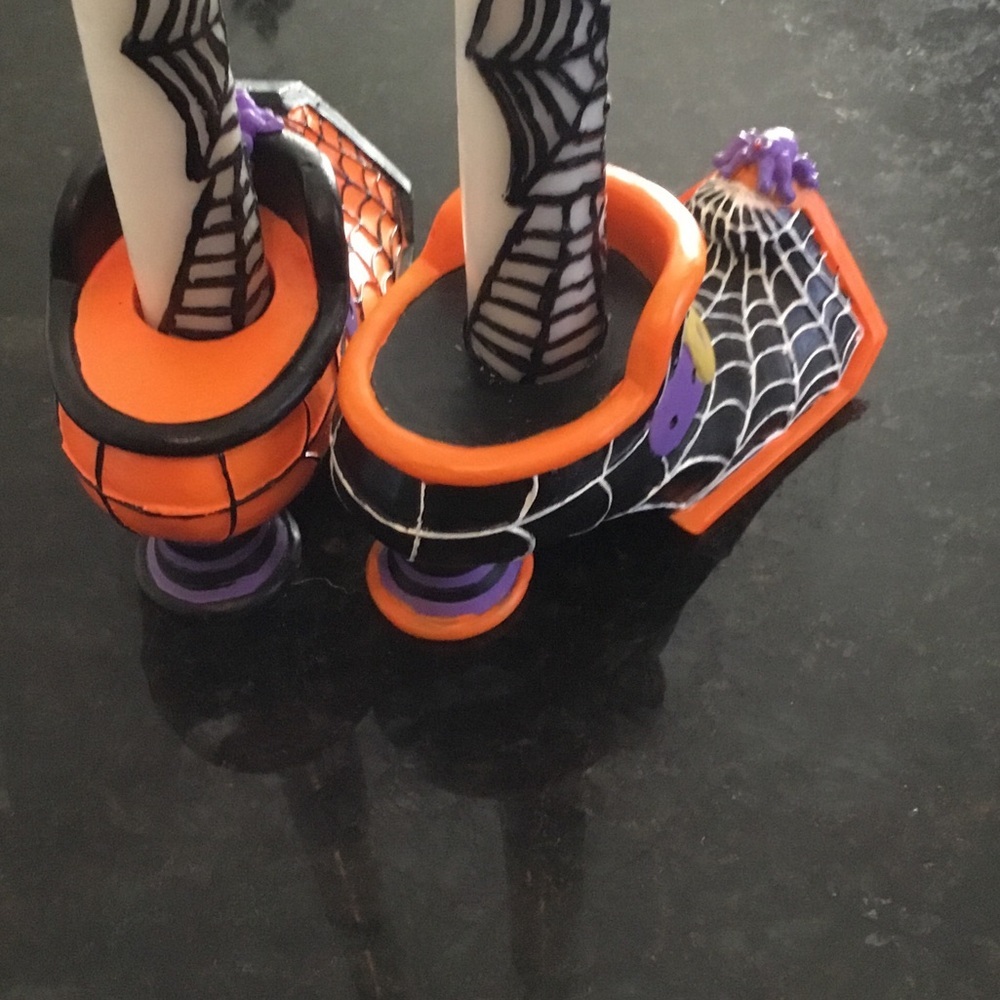 Halloween witch boots with spiderwebs! - Picture 5 of 7